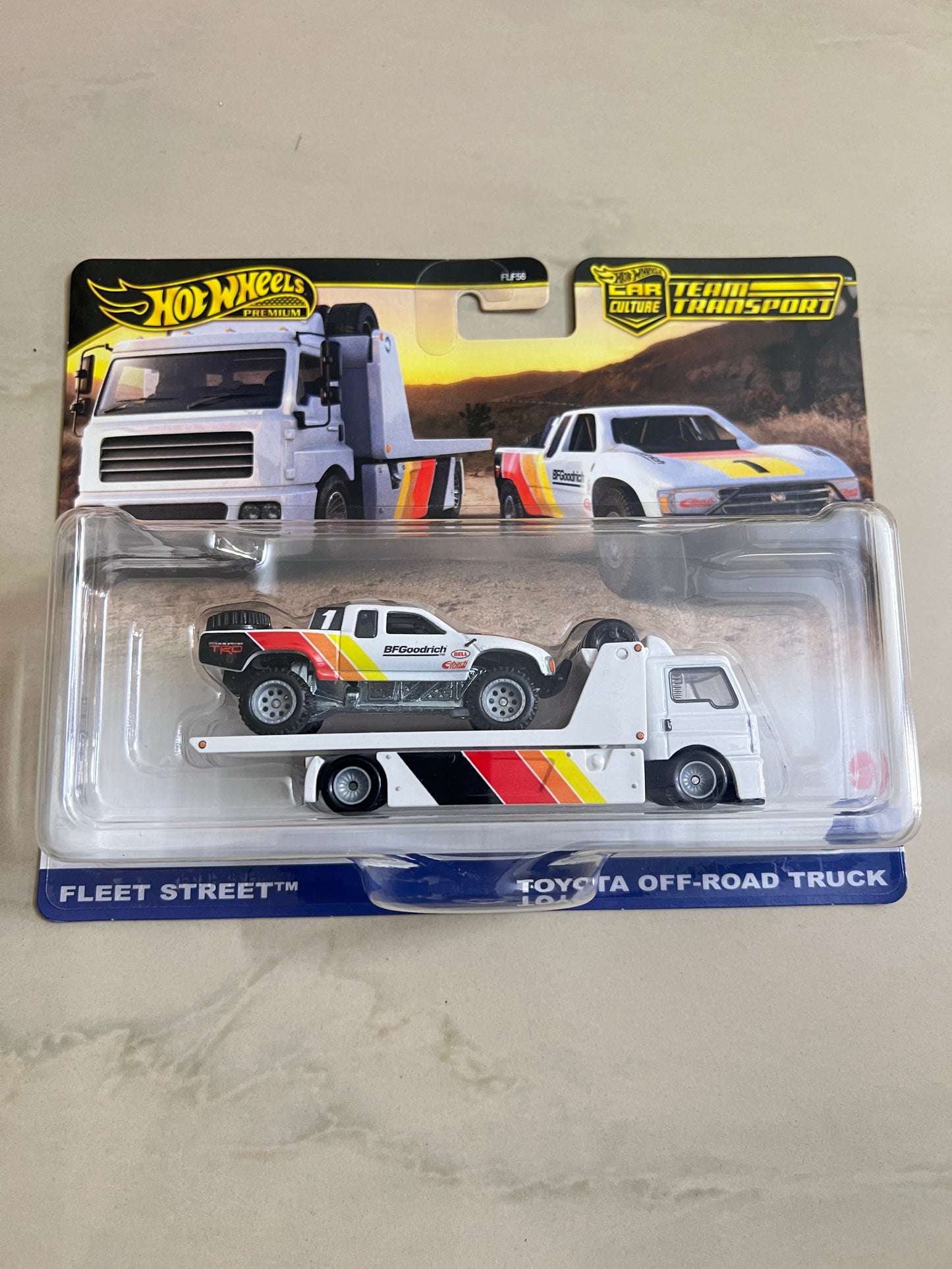 TEAM TRANSPORT - FLEET STREET / TOYOTA OFF-ROAD TRUCK