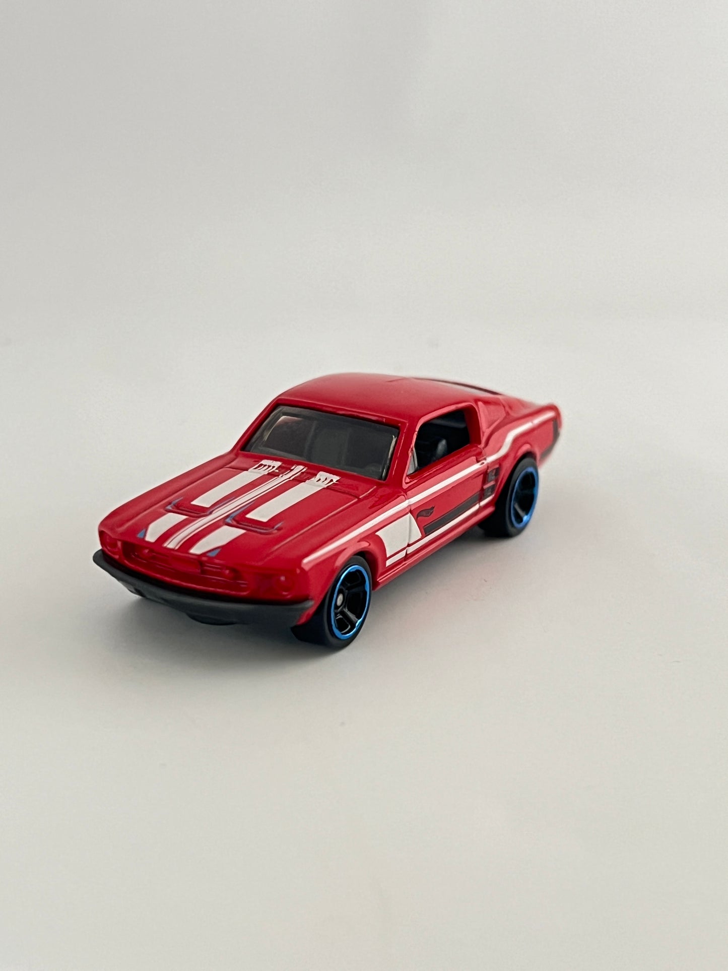 67 MUSTANG - UNCARDED - MINT