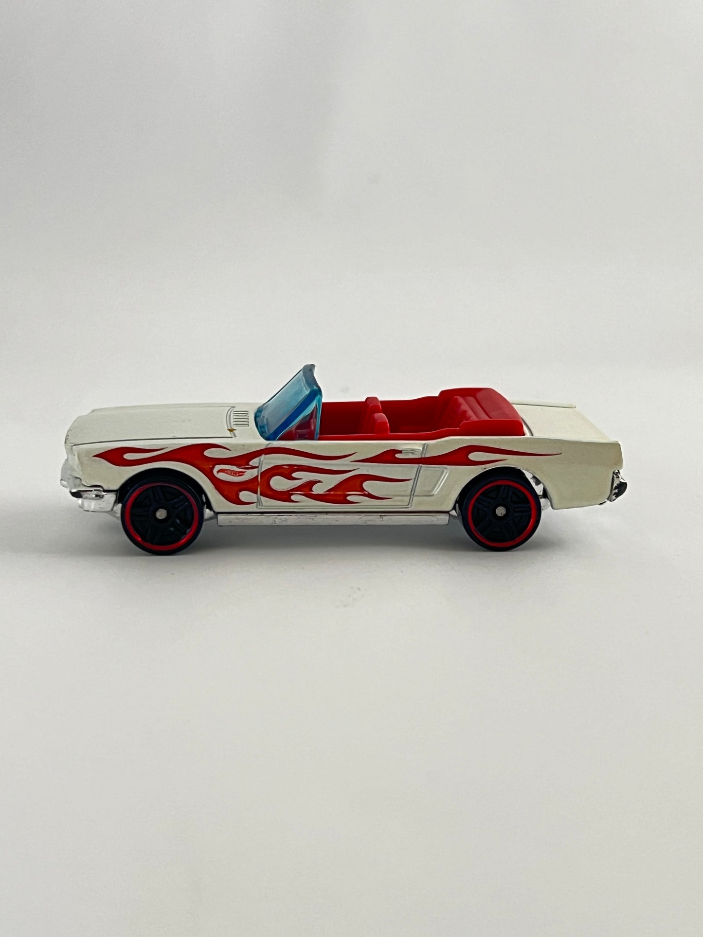 65 MUSTANG CONVERTIBLE - UNCARDED - MINT