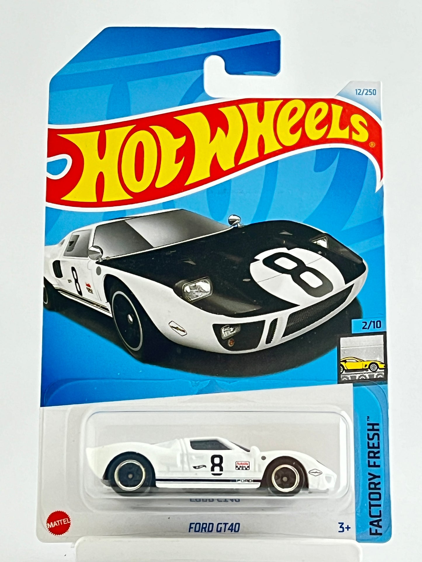 FORD GT40 - WHITE AND BLACK IMPORTED -- 4A