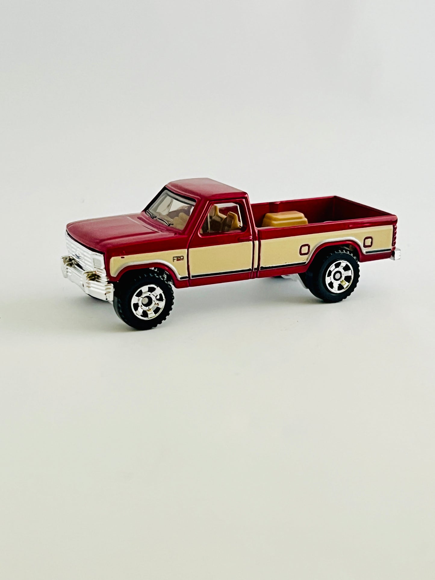 MATCHBOX-1986 FORD F150